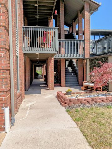 150 Sunken Forest Dr. 3-134, Forsyth, MO 65653