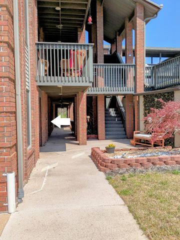 150 Sunken Forest Dr. 3-134, Forsyth, MO 65653