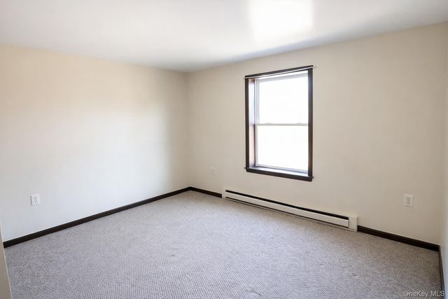 69 Old Unionville Road 4, Wallkill, NY 12589