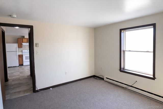 69 Old Unionville Road 4, Wallkill, NY 12589