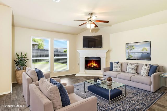 945 Lake Woodland Drive, Little Elm, TX 75068