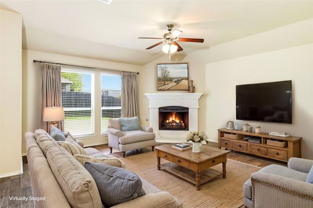 945 Lake Woodland Drive, Little Elm, TX 75068