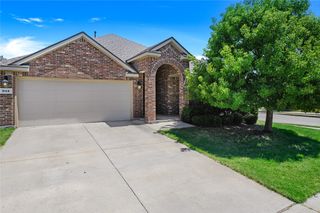 945 Lake Woodland Drive, Little Elm, TX 75068