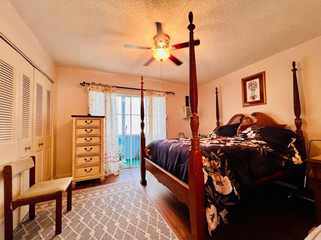 364 Camden P, West Palm Beach, FL 33417