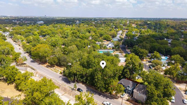 4910 Sara DR, Austin, TX 78721