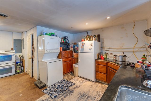 8570 S 1st Street, Bethel Twp, OH 45371