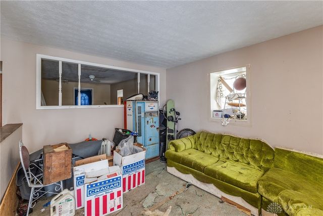 8570 S 1st Street, Bethel Twp, OH 45371