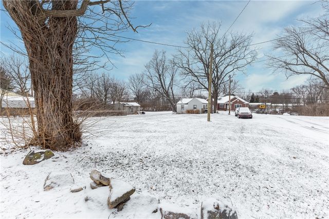 8570 S 1st Street, Bethel Twp, OH 45371