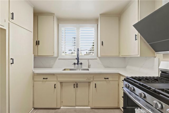 241 N San Marino, San Gabriel, CA 91775