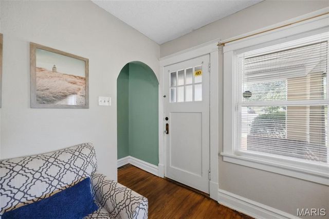8510 S Laclede Station, St Louis, MO 63123