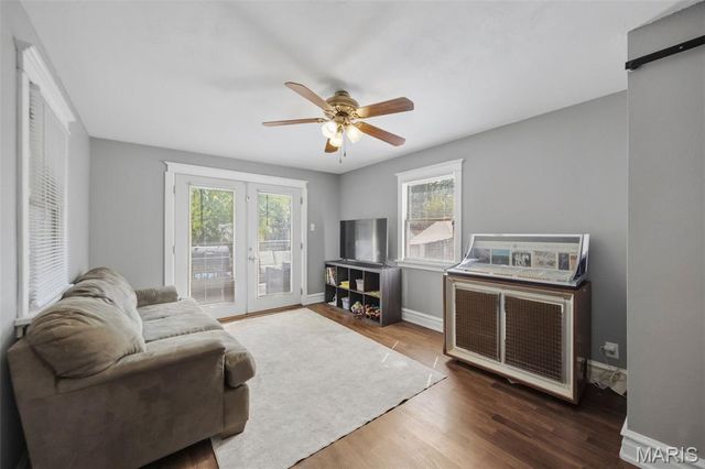 8510 S Laclede Station, St Louis, MO 63123