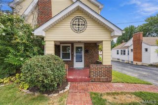 8510 S Laclede Station, St Louis, MO 63123