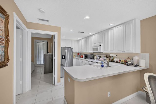 213 Barcelona Drive, Jupiter, FL 33458
