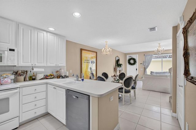 213 Barcelona Drive, Jupiter, FL 33458
