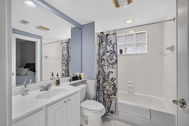 213 Barcelona Drive, Jupiter, FL 33458
