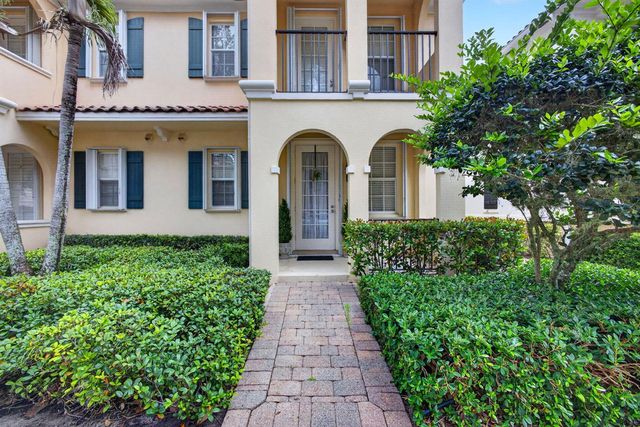 213 Barcelona Drive, Jupiter, FL 33458