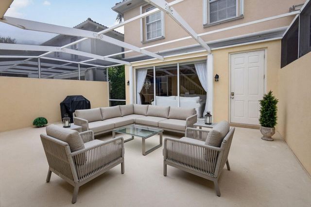 213 Barcelona Drive, Jupiter, FL 33458
