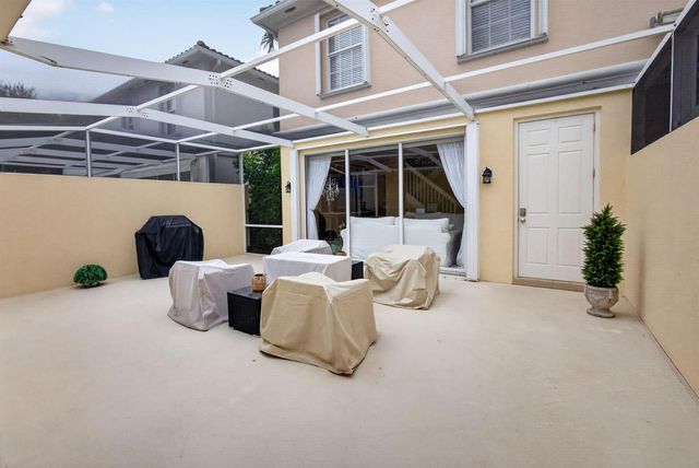 213 Barcelona Drive, Jupiter, FL 33458