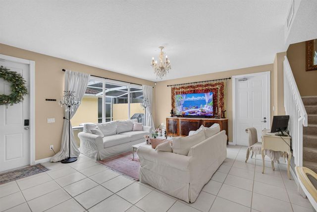 213 Barcelona Drive, Jupiter, FL 33458