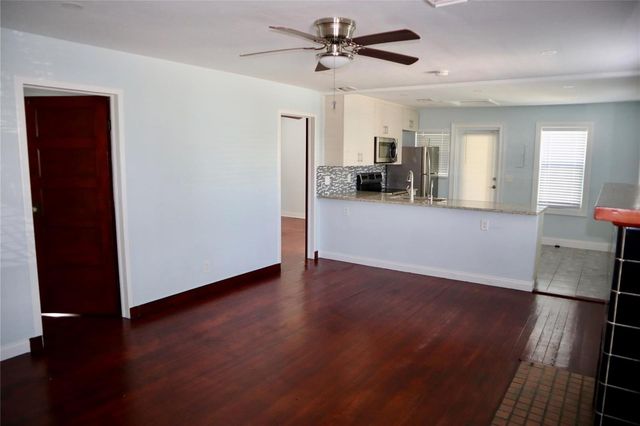 1338 - 1384 NE - 1384 35th Street, Oakland Park, FL 33334