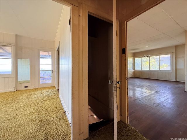 3655 Nihipali Place, Honolulu, HI 96816