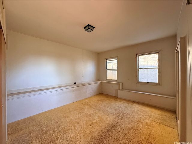 3655 Nihipali Place, Honolulu, HI 96816