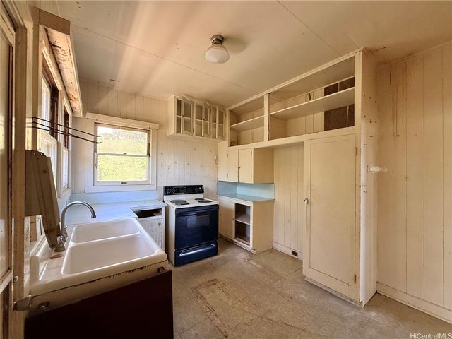 3655 Nihipali Place, Honolulu, HI 96816