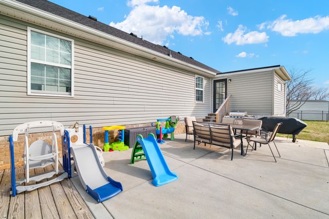 116 Sarong Ct, Christiana, TN 37037