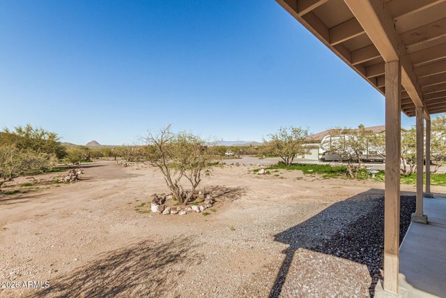 44035 N 15TH Street, New River, AZ 85087