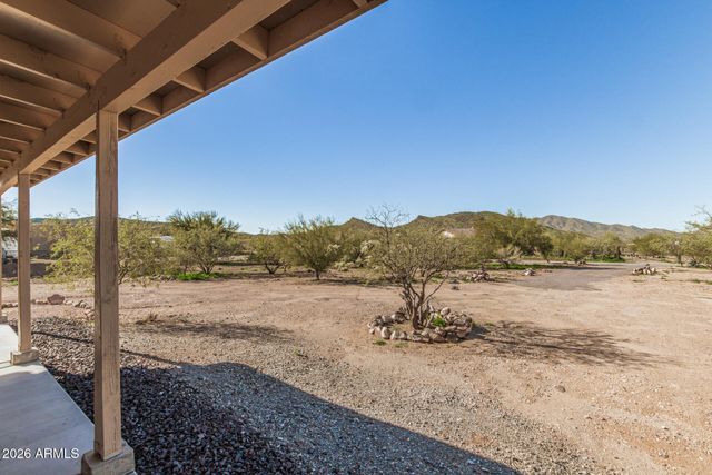 44035 N 15TH Street, New River, AZ 85087