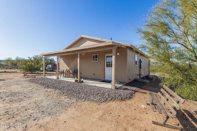 44035 N 15TH Street, New River, AZ 85087