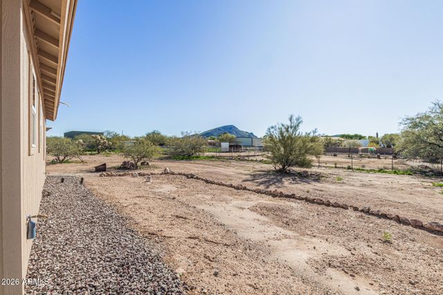 44035 N 15TH Street, New River, AZ 85087