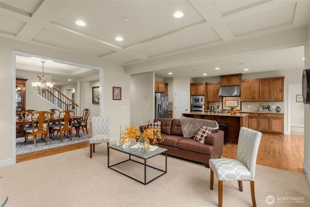 16763 NE 121st ST, Redmond, WA 98052