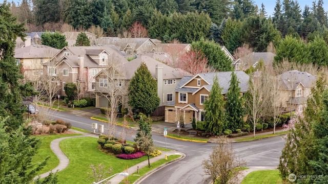 16763 NE 121st ST, Redmond, WA 98052