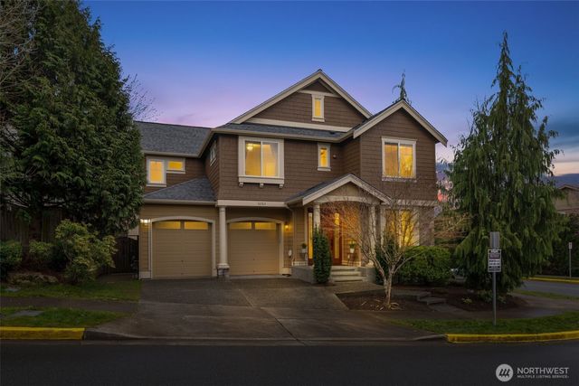 16763 NE 121st ST, Redmond, WA 98052