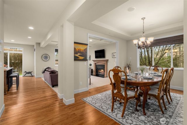 16763 NE 121st ST, Redmond, WA 98052