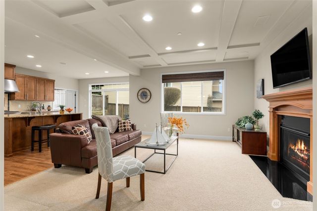 16763 NE 121st ST, Redmond, WA 98052