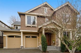 16763 NE 121st ST, Redmond, WA 98052
