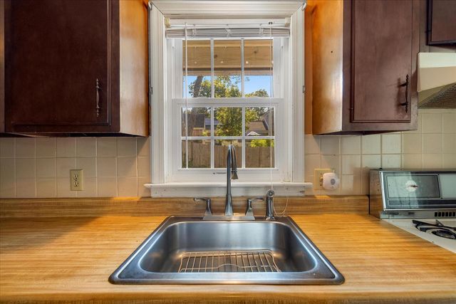 71 Webbers Path, West Yarmouth, MA 02673