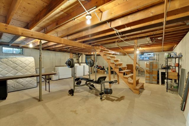 71 Webbers Path, West Yarmouth, MA 02673