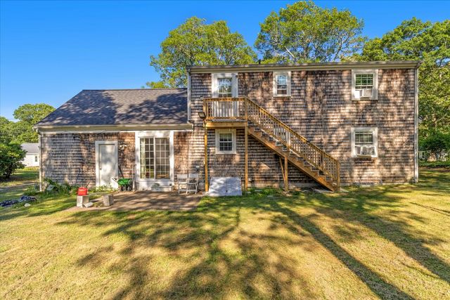 71 Webbers Path, West Yarmouth, MA 02673