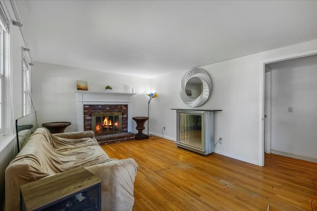 71 Webbers Path, West Yarmouth, MA 02673