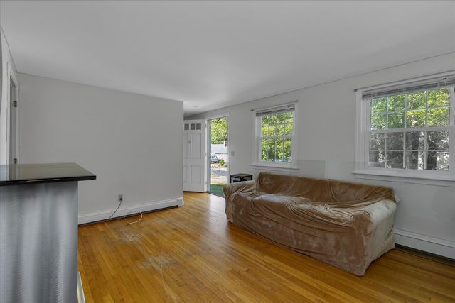 71 Webbers Path, West Yarmouth, MA 02673