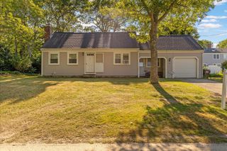 71 Webbers Path, West Yarmouth, MA 02673