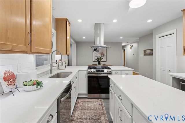3136 Old Quarry Rd, Richmond, VA 23225