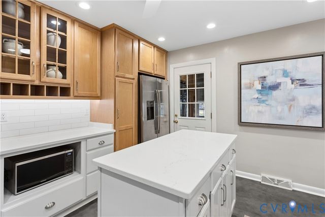 3136 Old Quarry Rd, Richmond, VA 23225