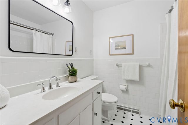 3136 Old Quarry Rd, Richmond, VA 23225