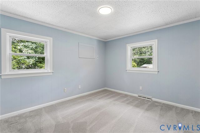 3136 Old Quarry Rd, Richmond, VA 23225