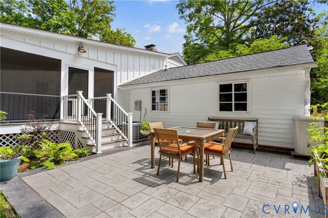 3136 Old Quarry Rd, Richmond, VA 23225