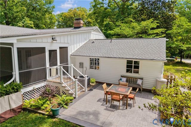 3136 Old Quarry Rd, Richmond, VA 23225
